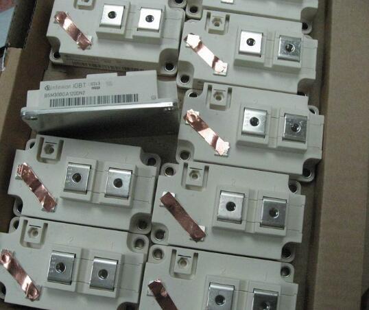 英飛凌IGBT模塊 BSM300GAL120DN2 300A 1200V